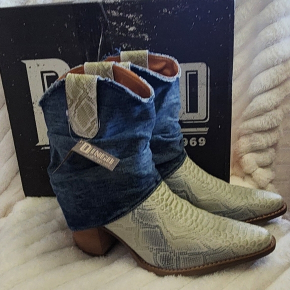 dingo Shoes - DINGO Denim Dreams Leather Boots